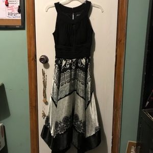 SIGNATURE By Sangria Dress